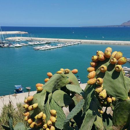 Loft In Balestrate Vicino Al Mare - Rental Beb ภายนอก รูปภาพ
